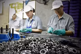Vietnam busca impulsar desarrollo de la industria auxiliar