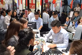 Precio del oro se dispara en Vietnam
