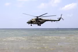Halla Indonesia restos de víctimas en helicóptero militar desaparecido 