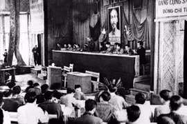 Proyectan en televisión vietnamita documental sobre Partido Comunista