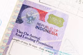 Indonesia suspende política de exención de visa por COVID-19