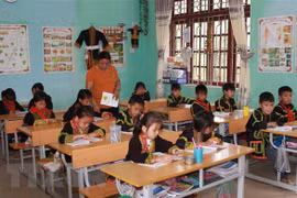 Analizará Parlamento de Vietnam programa nacional de desarrollo de las minorías y zonas remotas
