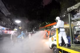Implementa Vietnam distribución oportuna de bienes de la reserva nacional para combatir epidemia