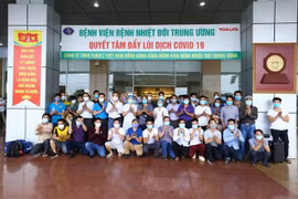 Vietnamitas repatriados de Guinea Ecuatorial completan periodo de cuarentena