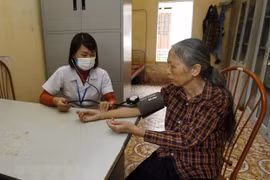 Ministerio de Salud recomienda a personas mayores prevenir la epidemia en casa