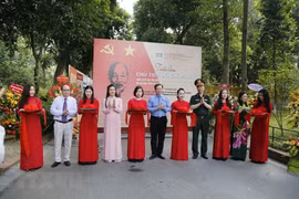 Inauguran exposición fotográfica y documental sobre Presidente Ho Chi Minh