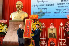 Honra Camboya a título póstumo a dirigente militar vietnamita 