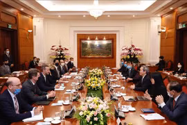 Vietnam da la bienvenida a inversores estadounidenses