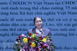 Celebran acto solemne por 75 aniversario del Día Nacional de Vietnam en Laos