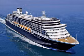 COVID-19: Desembarca crucero en Camboya tras ser rechazado por cinco puertos