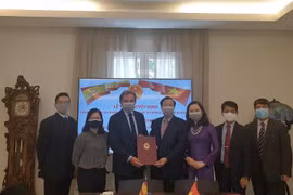 Designan a cónsul honorario de Vietnam en Barcelona