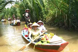 Disminuye arribo de turistas en el delta del río Mekong en Vietnam por COVID-19