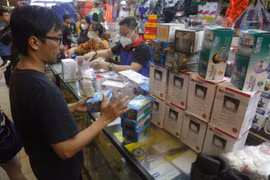 Precios de mascarillas en Yakarta suben abruptamente por nCoV