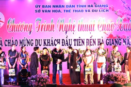 Provincia vietnamita de Ha Giang recibe los primeros visitas internacionales en 2020