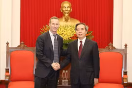 Promete alto funcionario de Vietnam apoyo a inversores estadounidenses