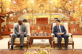 Directivo del Banco Mundial impresionado por éxito de Hanoi en control del COVID-19
