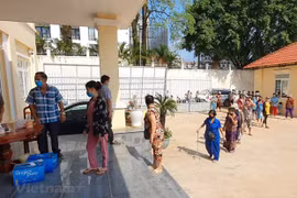 Comunidad vietnamita en Camboya refuerza solidaridad y apoyo mutuo