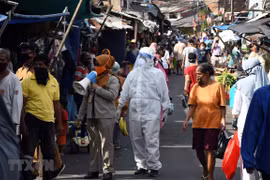Indonesia planea recuperar economía y sistema financiero islámico
