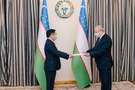 Uzbekistán valora nexos de amistad con Vietnam
