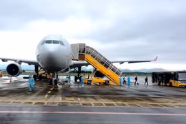 Aeropuerto de Van Don reabrirá vuelos comerciales a principios de mayo