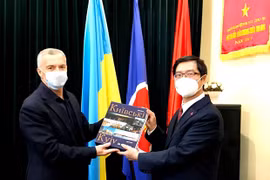 Promueven cooperación integral entre Vietnam y Ucrania