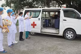 Otros seis pacientes recuperados del COVID-19 en Vietnam