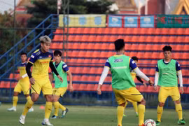 Realiza selección sub23 de fútbol vietnamita partido de práctica antes del Campeonato Asiático 2020
