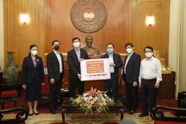 Ministerio de Salud de Vietnam recibe donación de suministros médicos