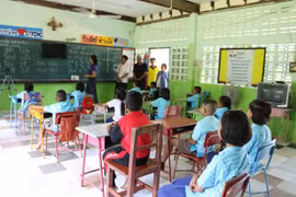 Tailandia invierte en mejorar la calidad de la educación en áreas rurales