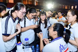 Inician por primera vez en Vietnam inscripción para carrera de Estudios Americanos