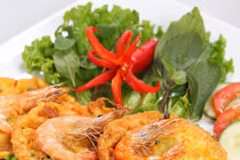 Banh tom Ho Tay muestra la quintaesencia culinaria de Hanoi