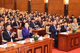 Exhortan a provincia vietnamita de Phu Tho a promover logros socioeconómicos