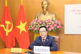 Partidos Comunistas de Vietnam y Cuba fortalecen relaciones