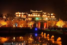 Reproducen el Tet tradicional de la ciudad imperial de Hue