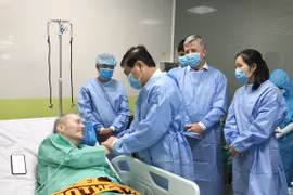 Con increíble evolución de salud, el paciente más grave del COVID-19 ya no necesita trasplante pulmonar 