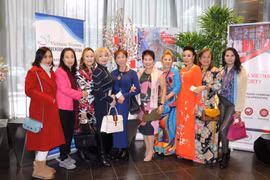 Premier de Canadá resalta aportes de comunidad de vietnamitas a desarrollo de Ottawa