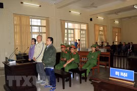Condenan a tres individuos con intención de derrocar la administración popular en Vietnam