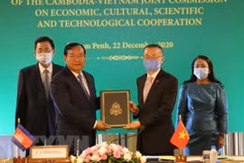 Vietnam y Camboya acuerdan fomentar nexos de asociación estratégica integral
