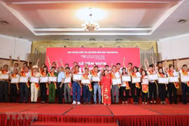 Vicepresidenta vietnamita elogia aportes de donantes de sangre