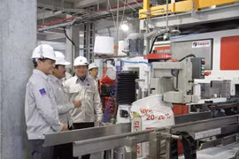 Filiales de grupo petrolero de Vietnam firman contrato de cooperación