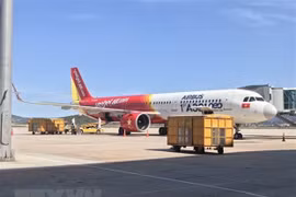 Repatrían a casi 240 ciudadanos vietnamitas varados en Malasia