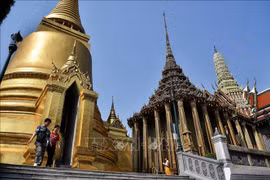 Tailandia e Indonesia planean recibir turistas extranjeros