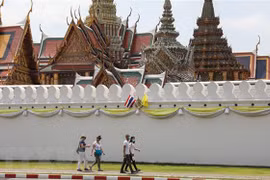 Tailandia reanudará lentamente el turismo con un vuelo desde China 