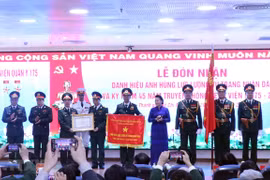 Hospital militar vietnamita recibe título de Héroe de Fuerzas Armadas Populares