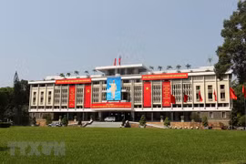 Conmemoran aniversario 45 del Día de Reunificación nacional en Ciudad Ho Chi Minh