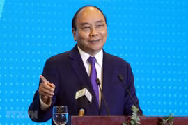 Premier vietnamita participa en conferencia ¨Hanoi 2020- Cooperación, Inversión y Desarrollo¨