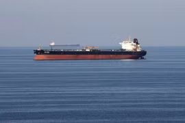 Vietnam llama a los hutíes en Yemen a cooperar con la ONU sobre petrolero abandonado