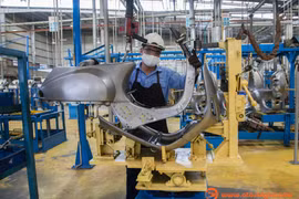 Piaggio desarrolla negocios en provincia vietnamita de Vinh Phuc