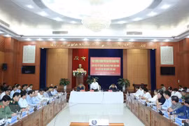 Premier vietnamita se reúne con autoridades de provincias afectadas por tormenta Molave