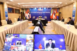 Profesor singapurense valora papel de Vietnam en construcción de Comunidad de ASEAN cohesiva